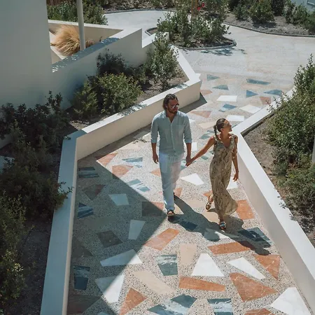 Nous Santorini Resort 5*