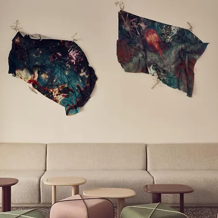 Nous Santorini Mesaria