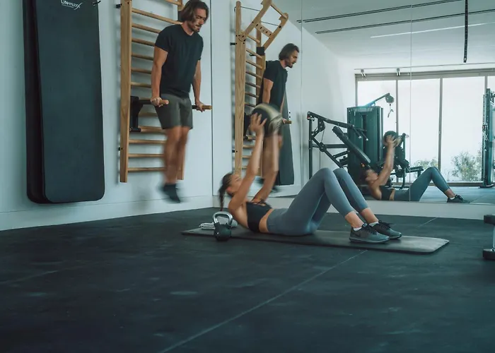 Resort Nous Santorini Messaria (Santorini)