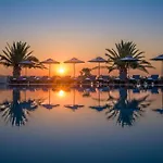 Nous Santorini Resort