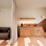 Nous Santorini 5*