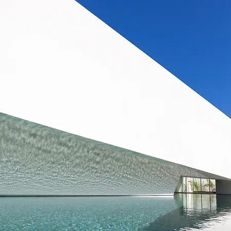 Nous Santorini 5* Mesariá