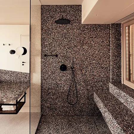 Nous Santorini Resort 5*