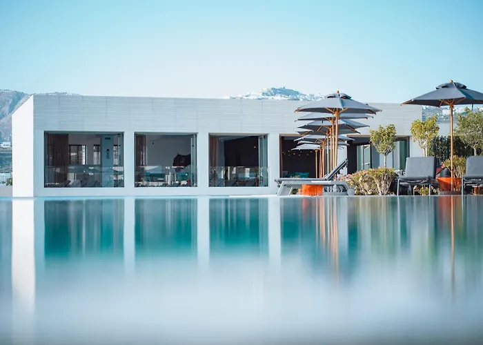 Nous Santorini 5* Μεσαριά