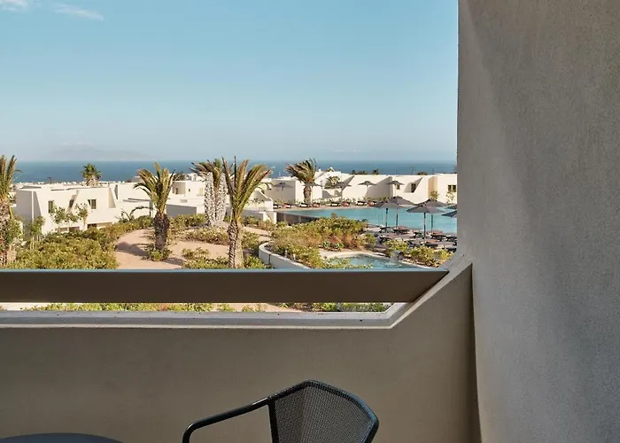 Nous Santorini 5* Μεσαριά