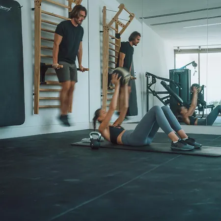 אתר נופש Nous Santorini מסאריה