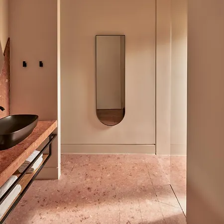 אתר נופש Nous Santorini מסאריה