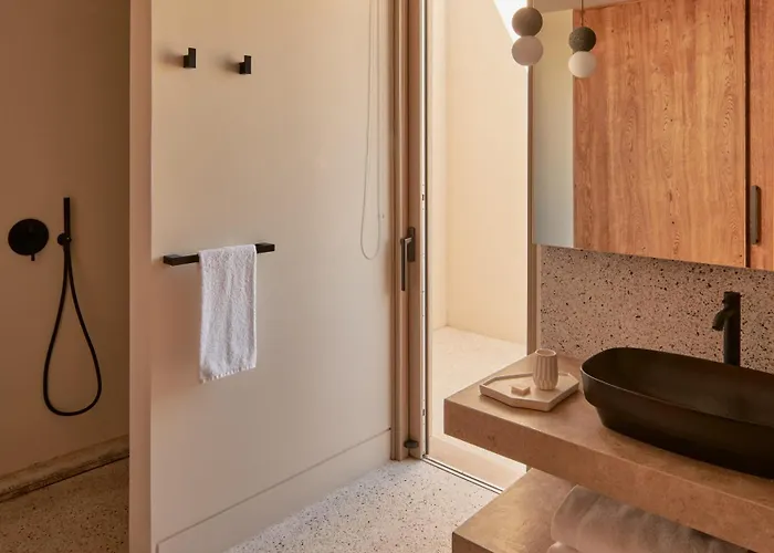 Nous Santorini Semesteranläggning (resort)