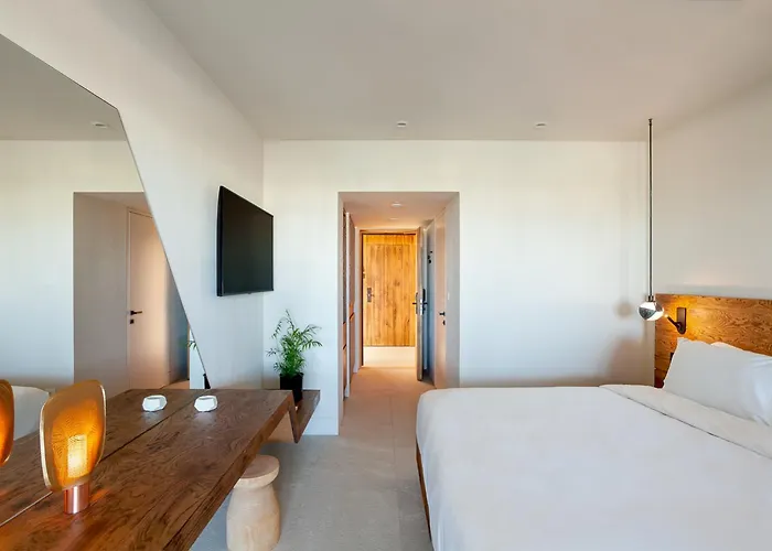 Semesteranläggning (resort) Nous Santorini 5*